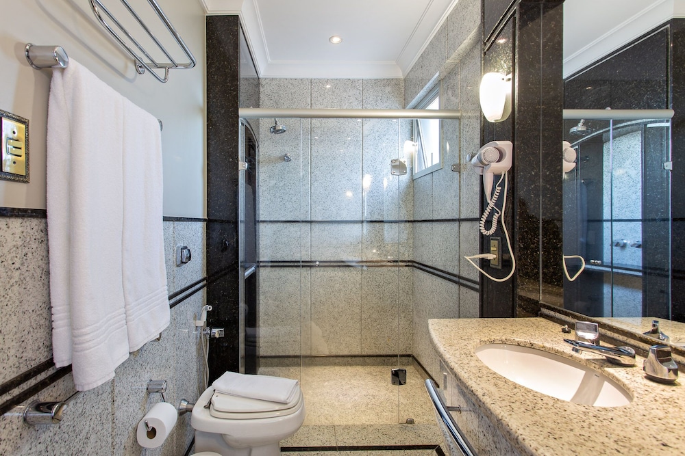 Bourbon Londrina Hotel 74/75
