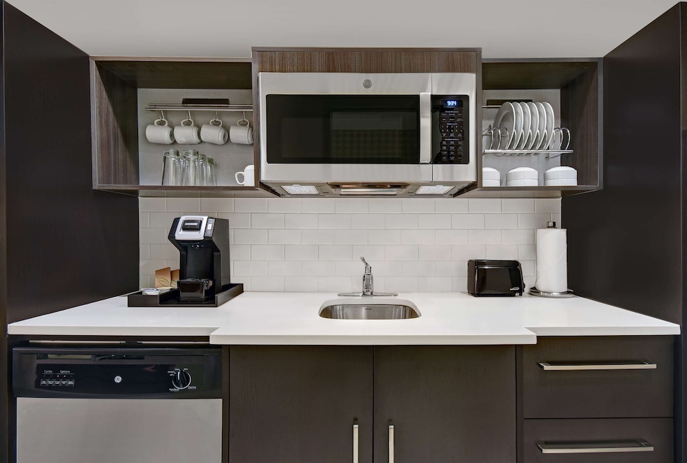 Home2 Suites by Hilton Houston Medical Center 51/52
