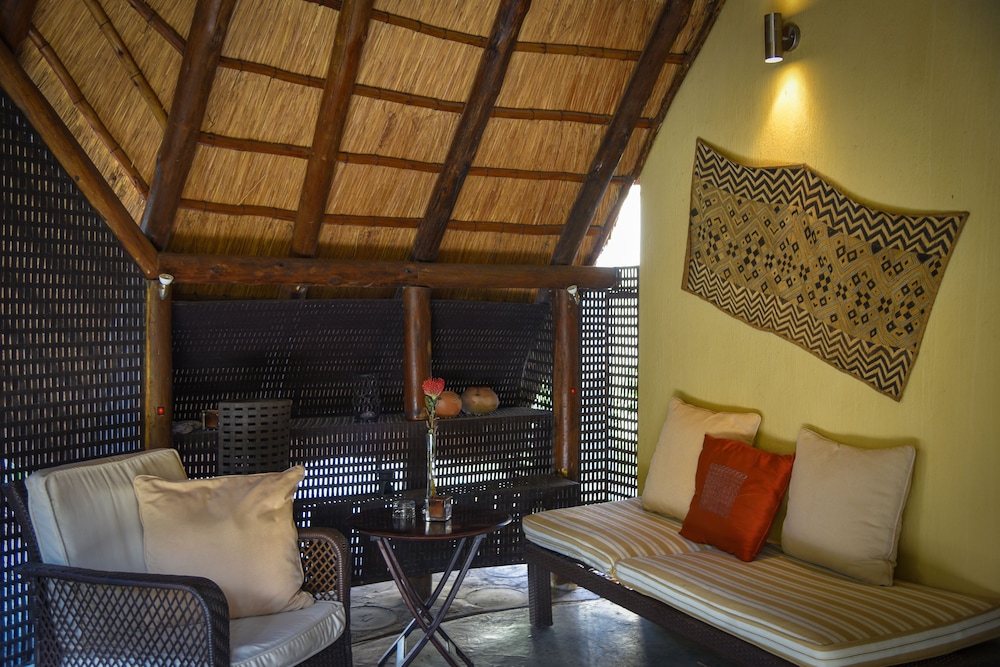La Lechere Guest House 32/50