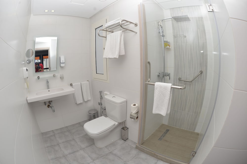 GARDENIA BOUTIQUE HOTEL 42/43