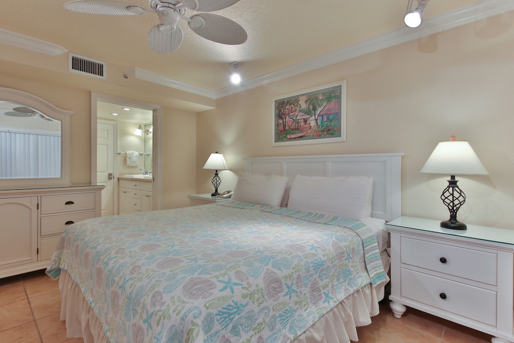 Tortuga Inn Beach Resort 22/76