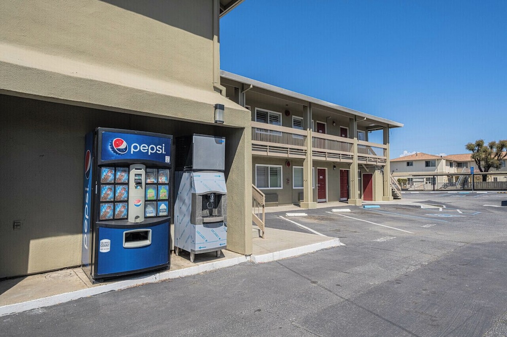 Motel 6 Castroville - Monterey 27/40
