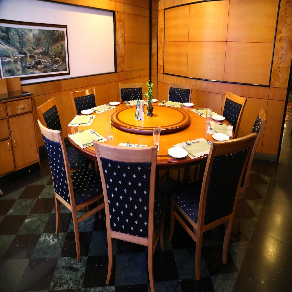 Gokulam Park Inn 55/57