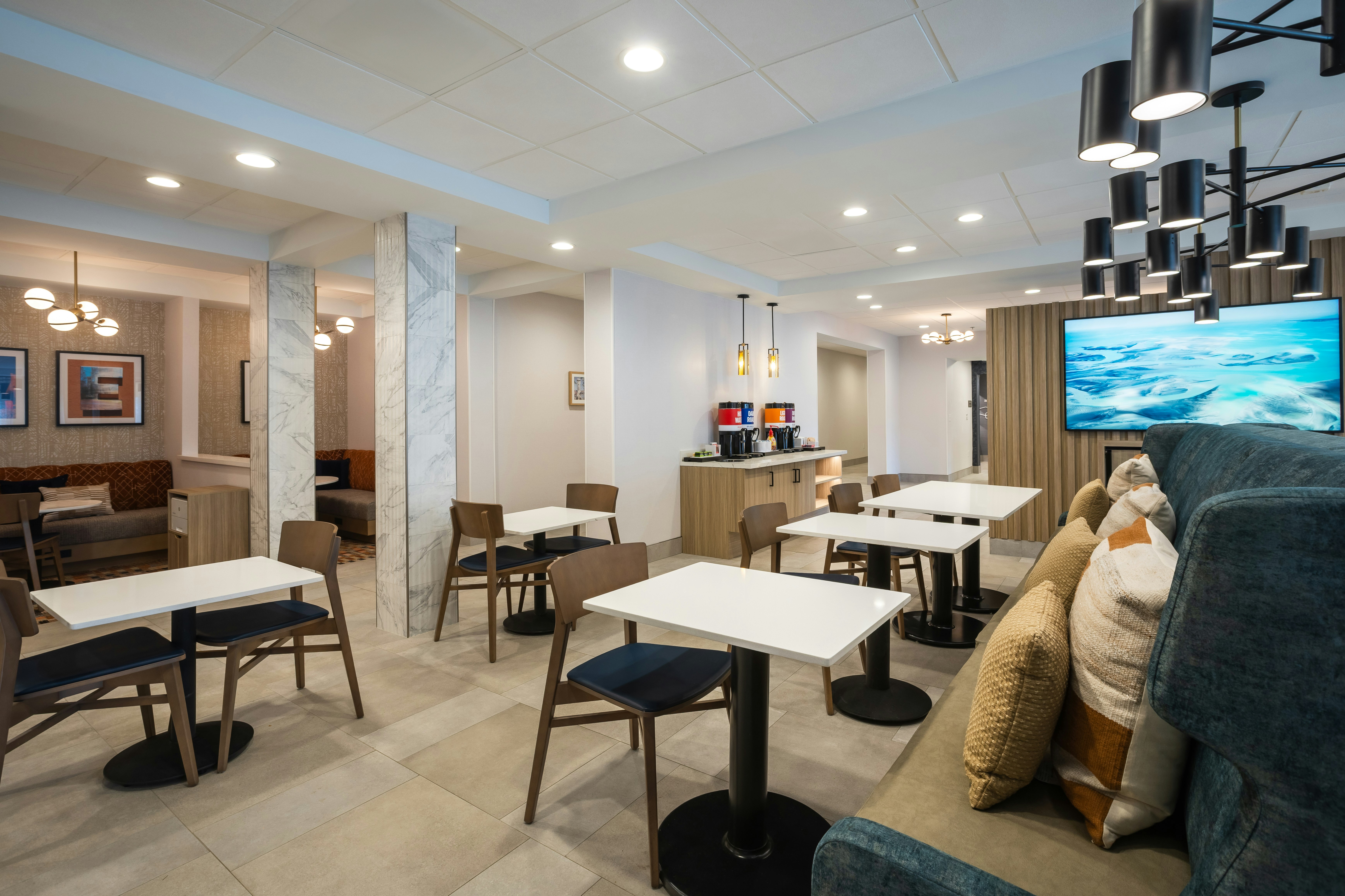 Hampton Inn Easley 49/72
