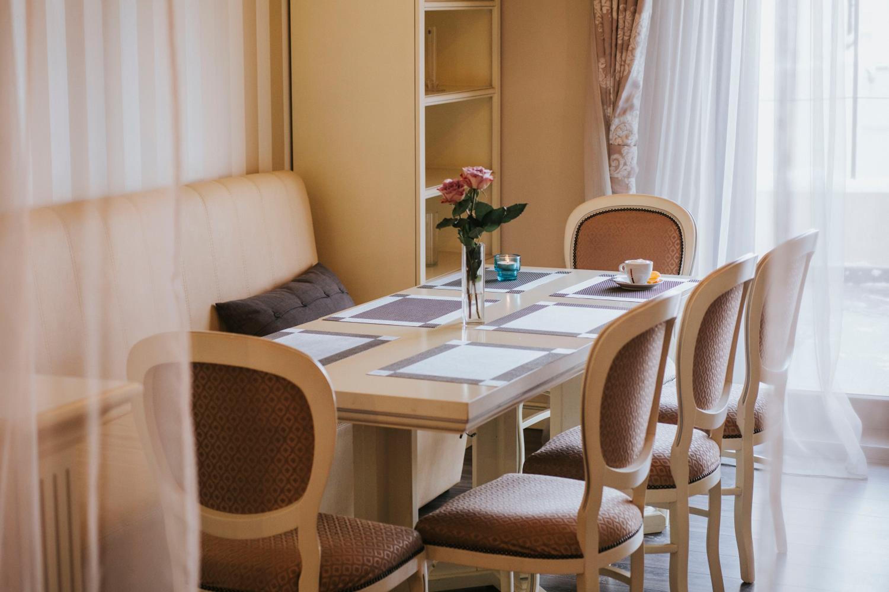 Carol Boutique & SPA ex Vila Cornelia 41/54