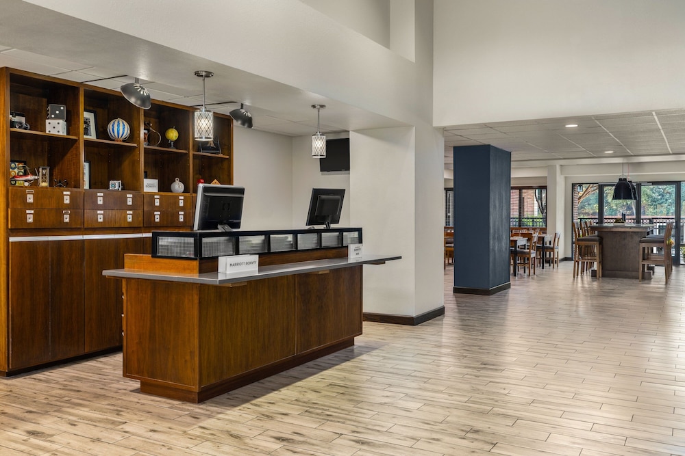 Lobby at Four Points by Sheraton Greensboro Airport, GREENSBORO - NC