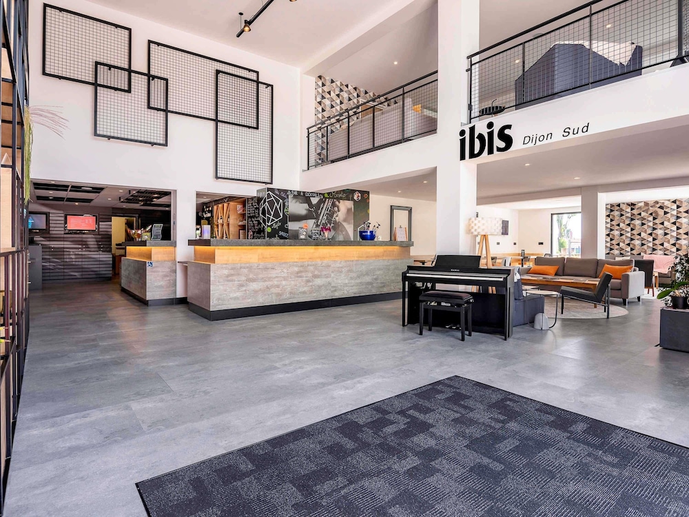 Ibis Dijon Sud 11/63