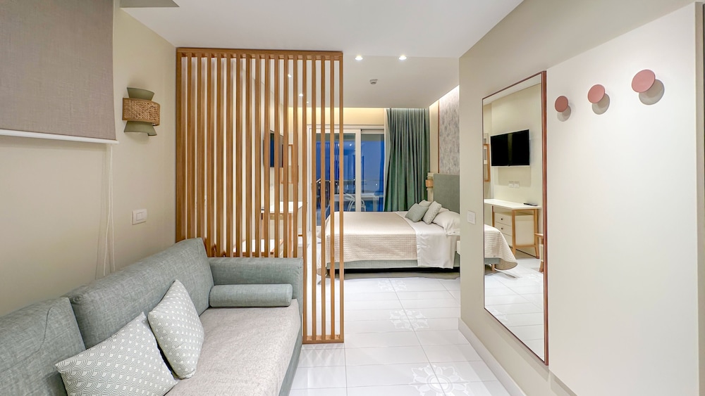 Hotel Giosue A Mare 33/50