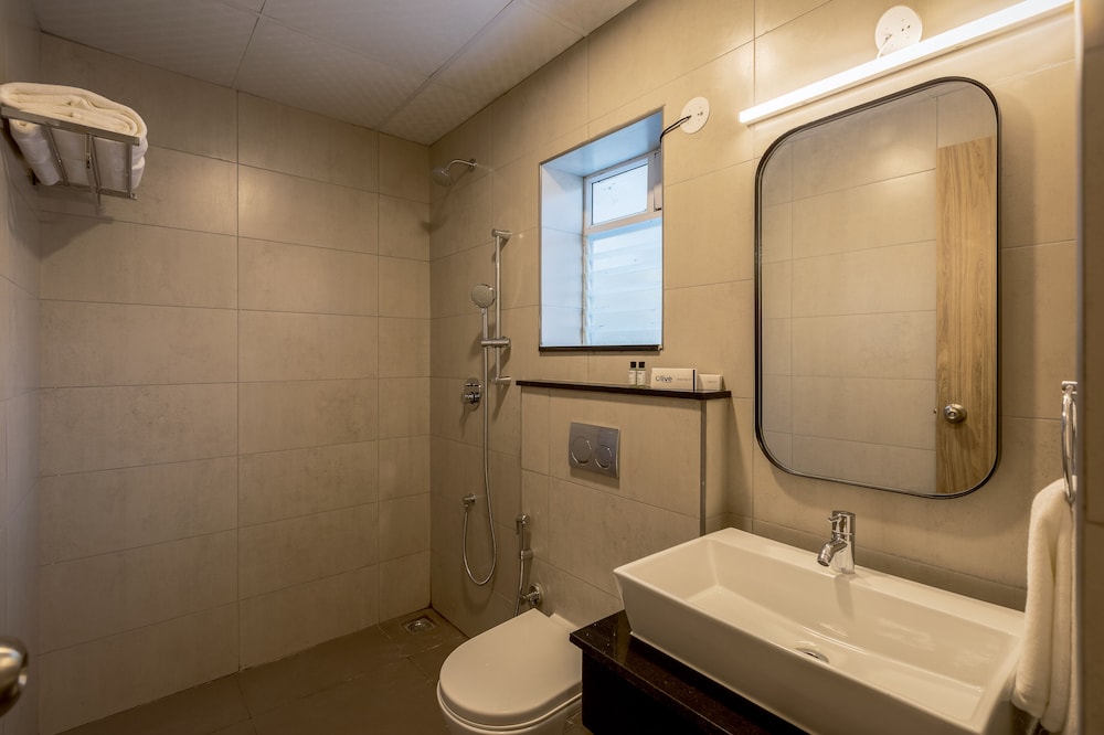 Olive Hotel Indiranagar 100Ft Road by Embassy Group 24/25