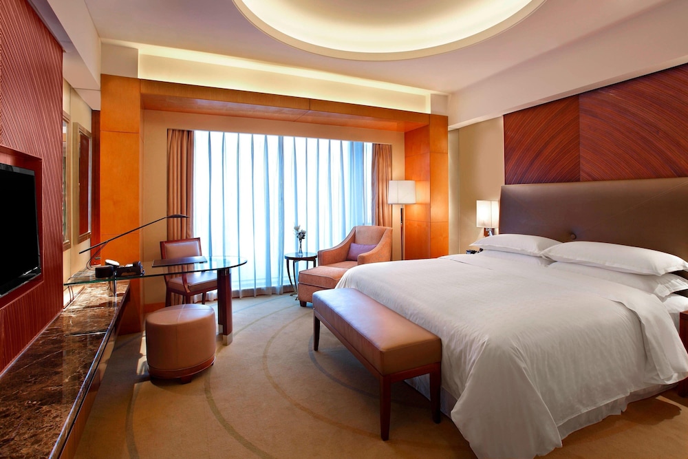 Deluxe, Suite, King Bed