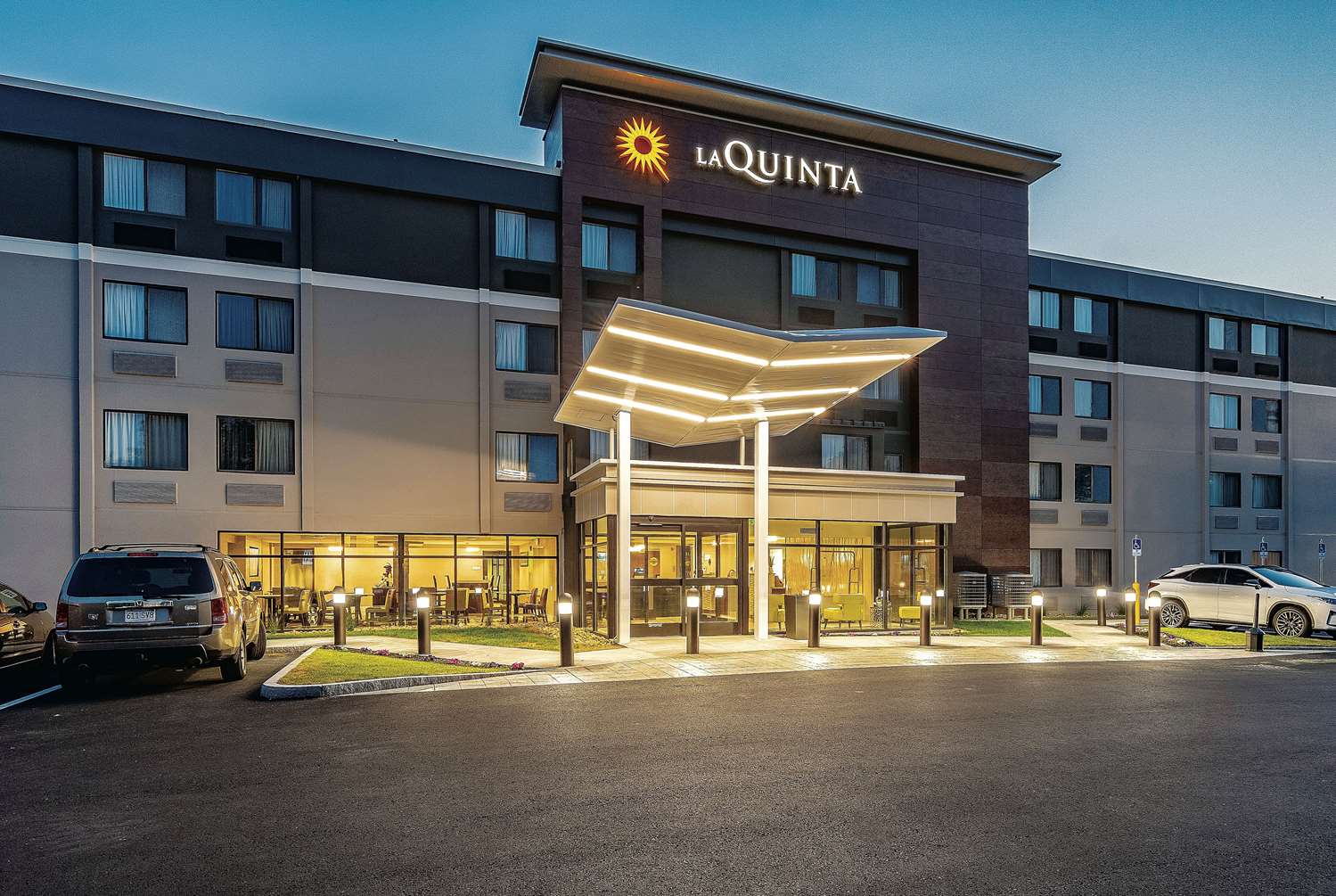 La Quinta Inn And Suites By Wyndham Salem Nh 4/42