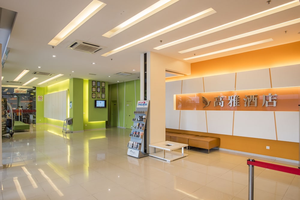 Marvelux Hotel 7/44
