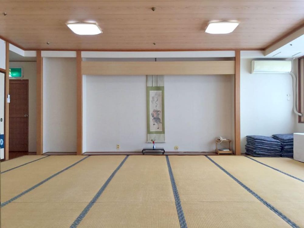 Kyodo Omachi Building Omachi-So 63/63