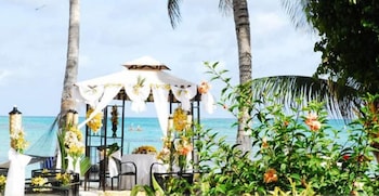 Hotel Cocoplum Beach 61/73
