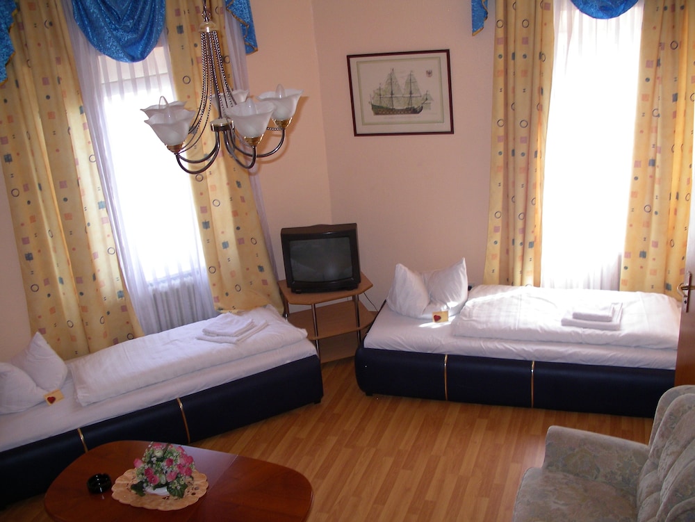 Garni Djaran Hotel 10/26