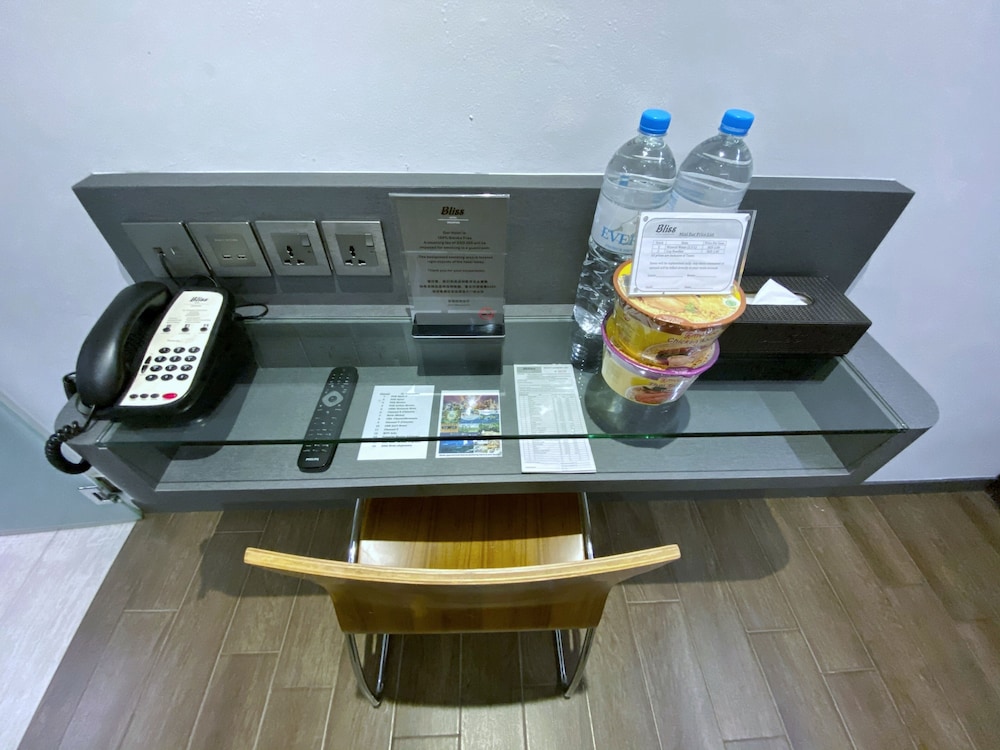 Bliss Hotel Singapore photo1