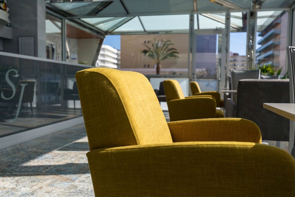 Sant Jordi Boutique Hotel 61/69