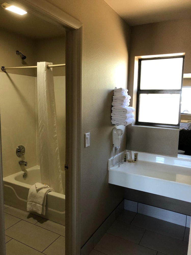 Mountain View Inn 28/31