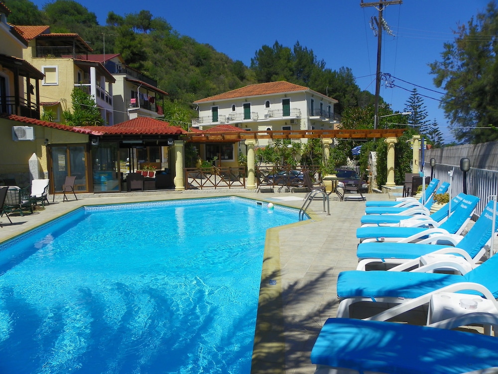 Mirabelle Hotel 42/44