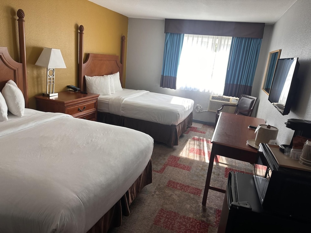 Americas Best Value Inn Hayward 16/57