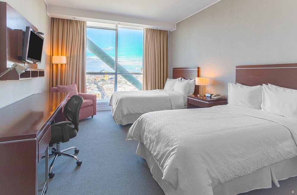 Four Points By Sheraton Los Angeles 10/44