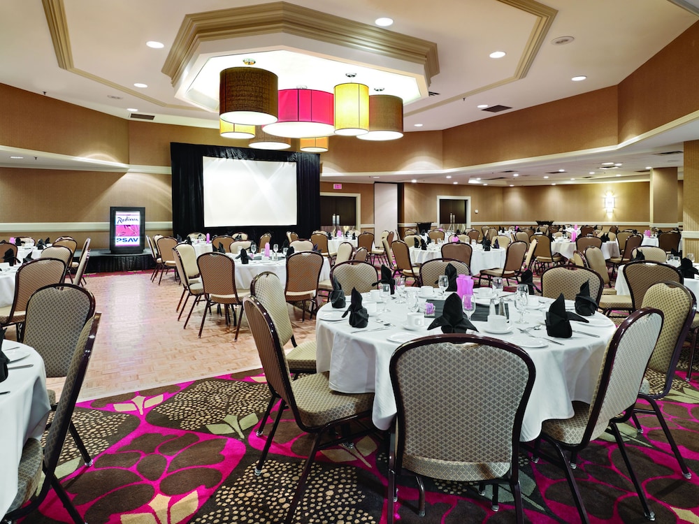 Delta Hotels By Marriott Saskatoon Downtown 28/35
