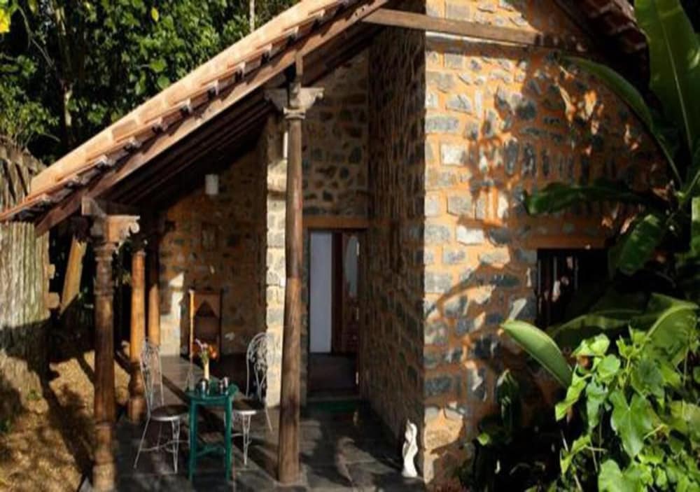 Elephant Valley Eco Farm Hotel 2/54