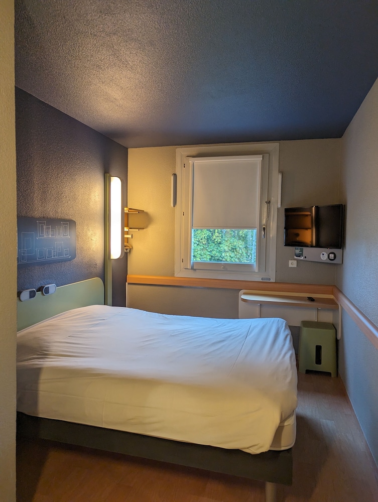 Ibis Budget Saint Omer Centre 15/55