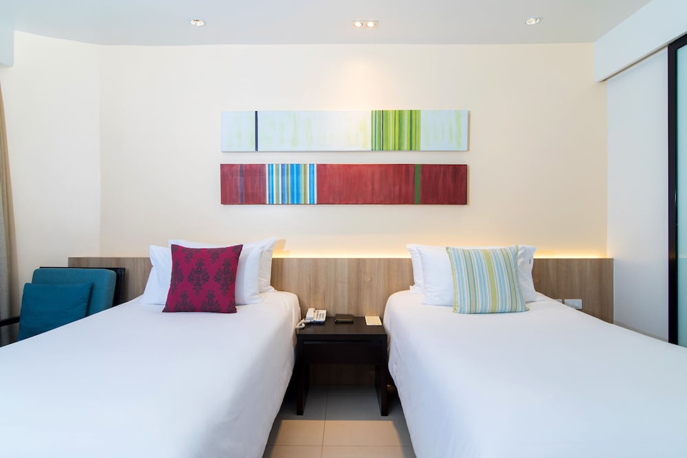 Centara Karon Resort Phuket 36/85
