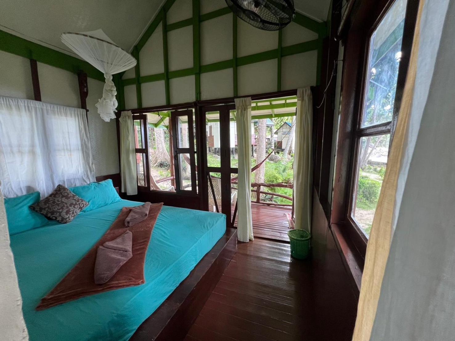 Bungalow, with Fan
