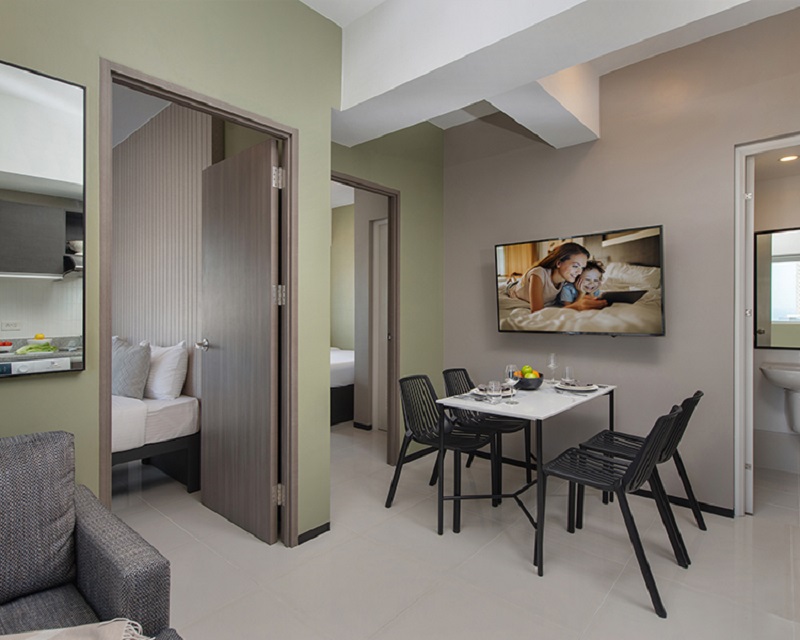 The Suites at Torre Lorenzo Malate 15/18