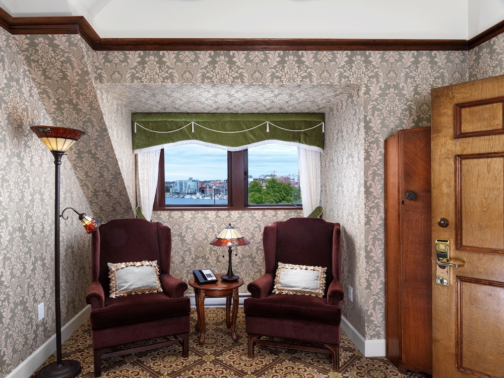 Pendray Inn and Tea House 35/55