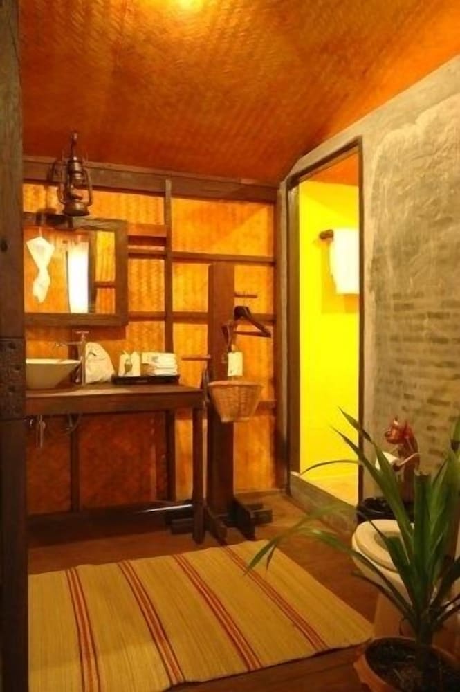 PhuNaCome Resort 7/49
