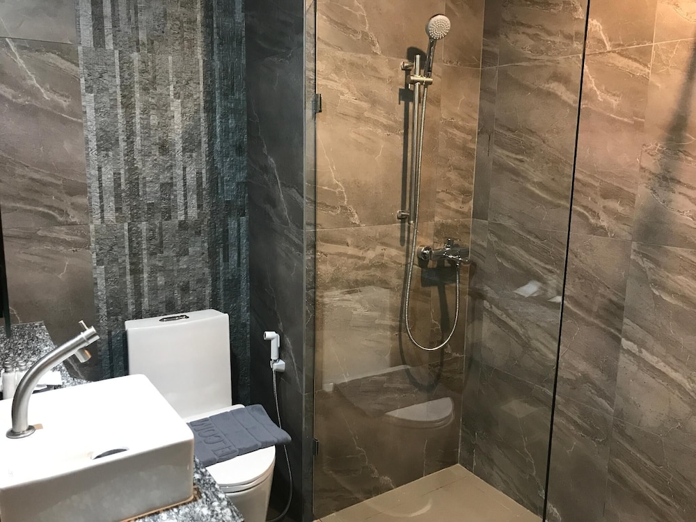 غرفة قياسية بسريرين منفصلين بحمام خاص، Bangkok City Link Hotel 2/2
