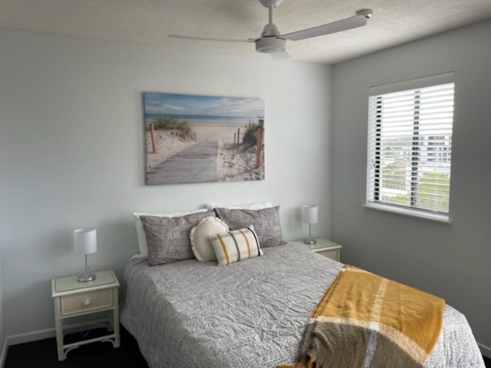 2 Bedrooms, Haven, Beach, Queen and Twin Beds