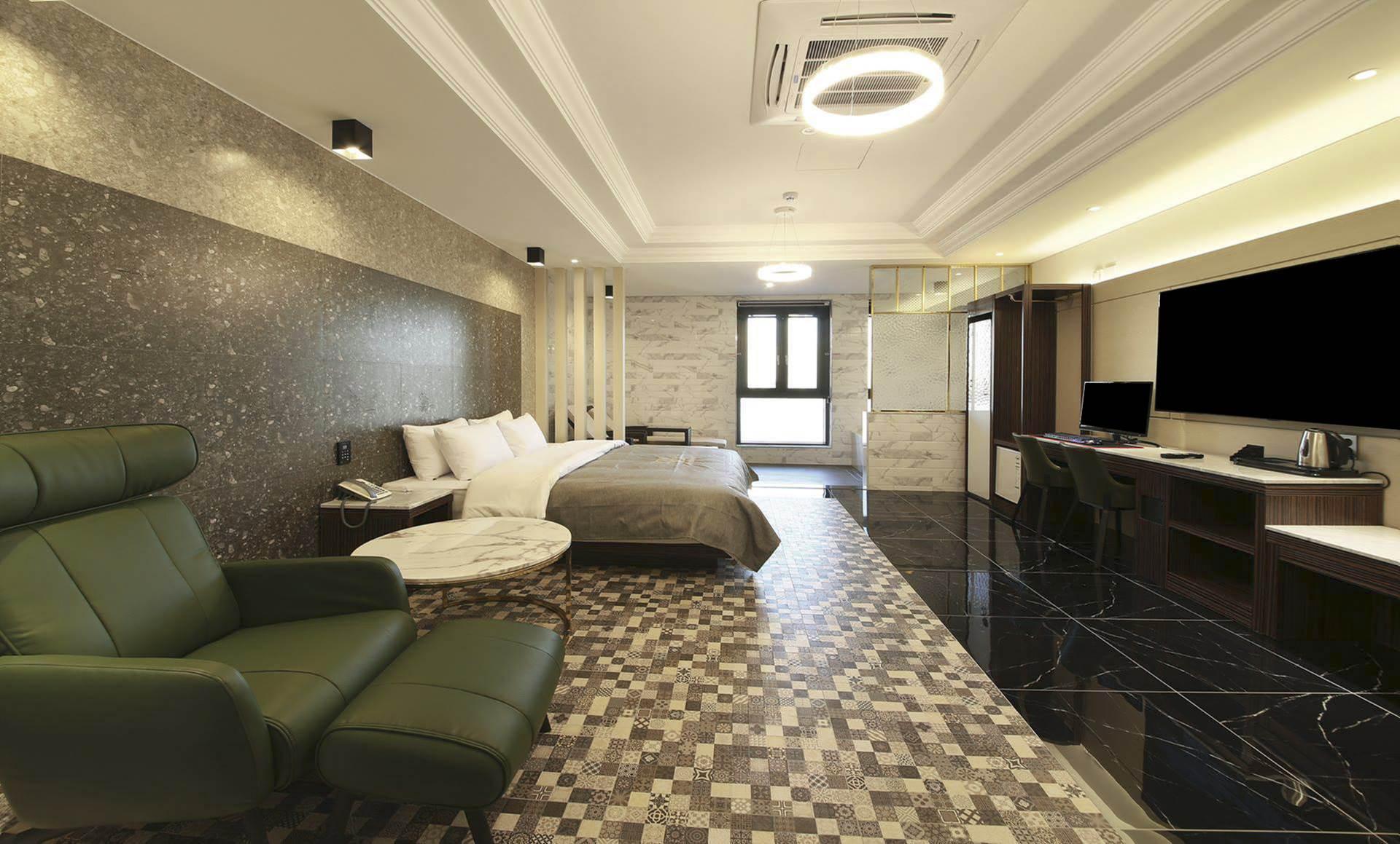 Suite, Double Bed, Sun Bed