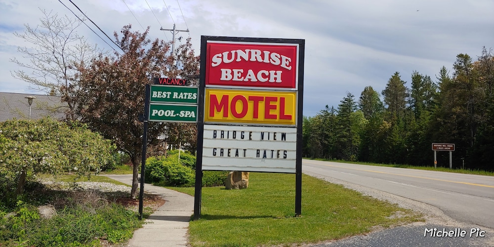 Sunrise Beach Motel 2/47