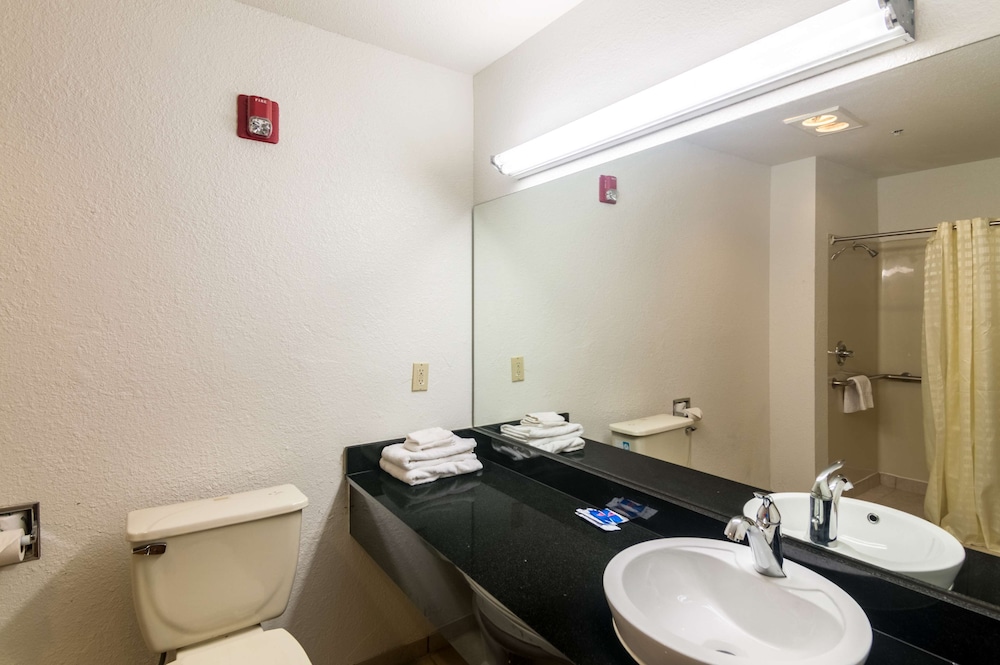 Motel6 Oklahoma City, OK 52/55