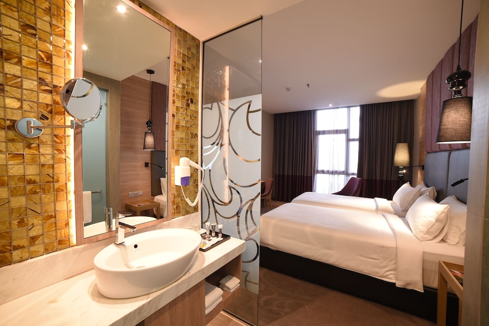 Mercure Selangor Selayang 14/70