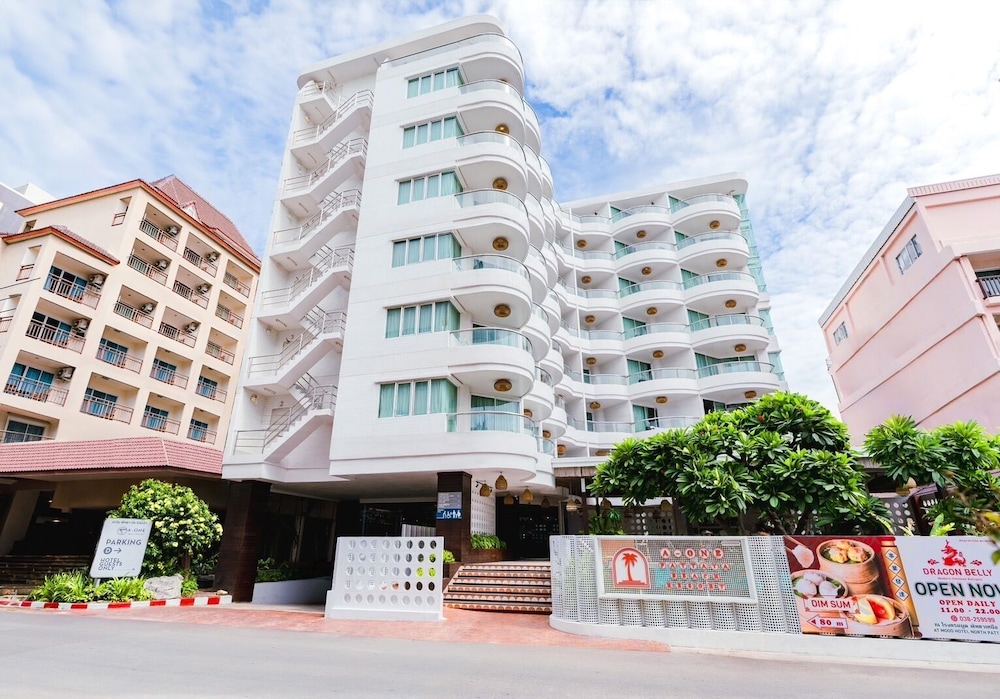 A-ONE Pattaya Beach Resort in PATTAYA