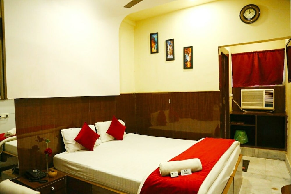 Holidei Inn 7/40