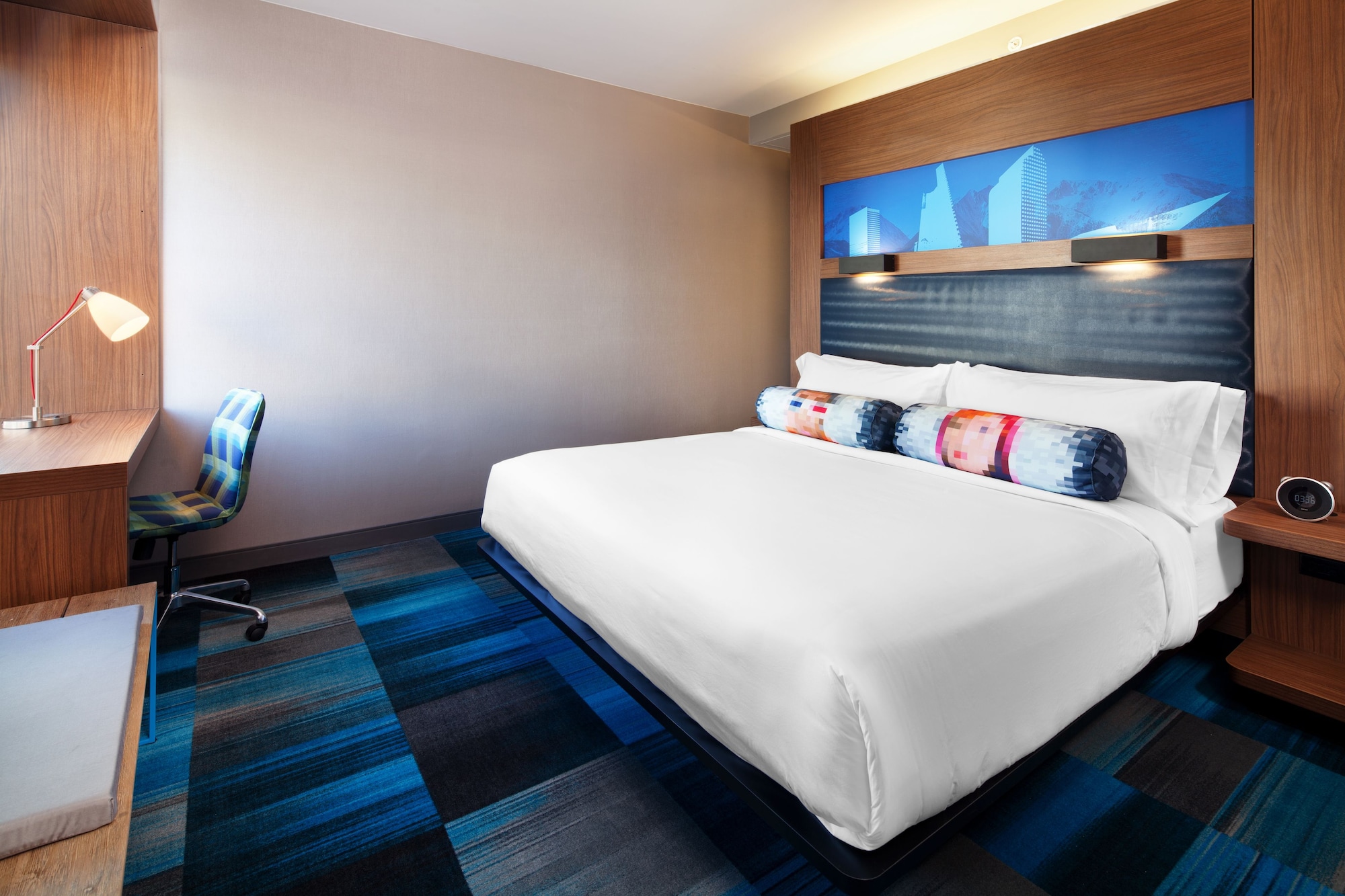 Aloft, King Bed