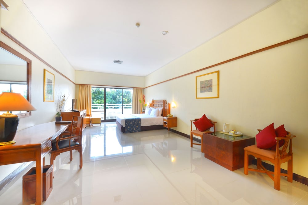 Loei Palace Hotel 69/83