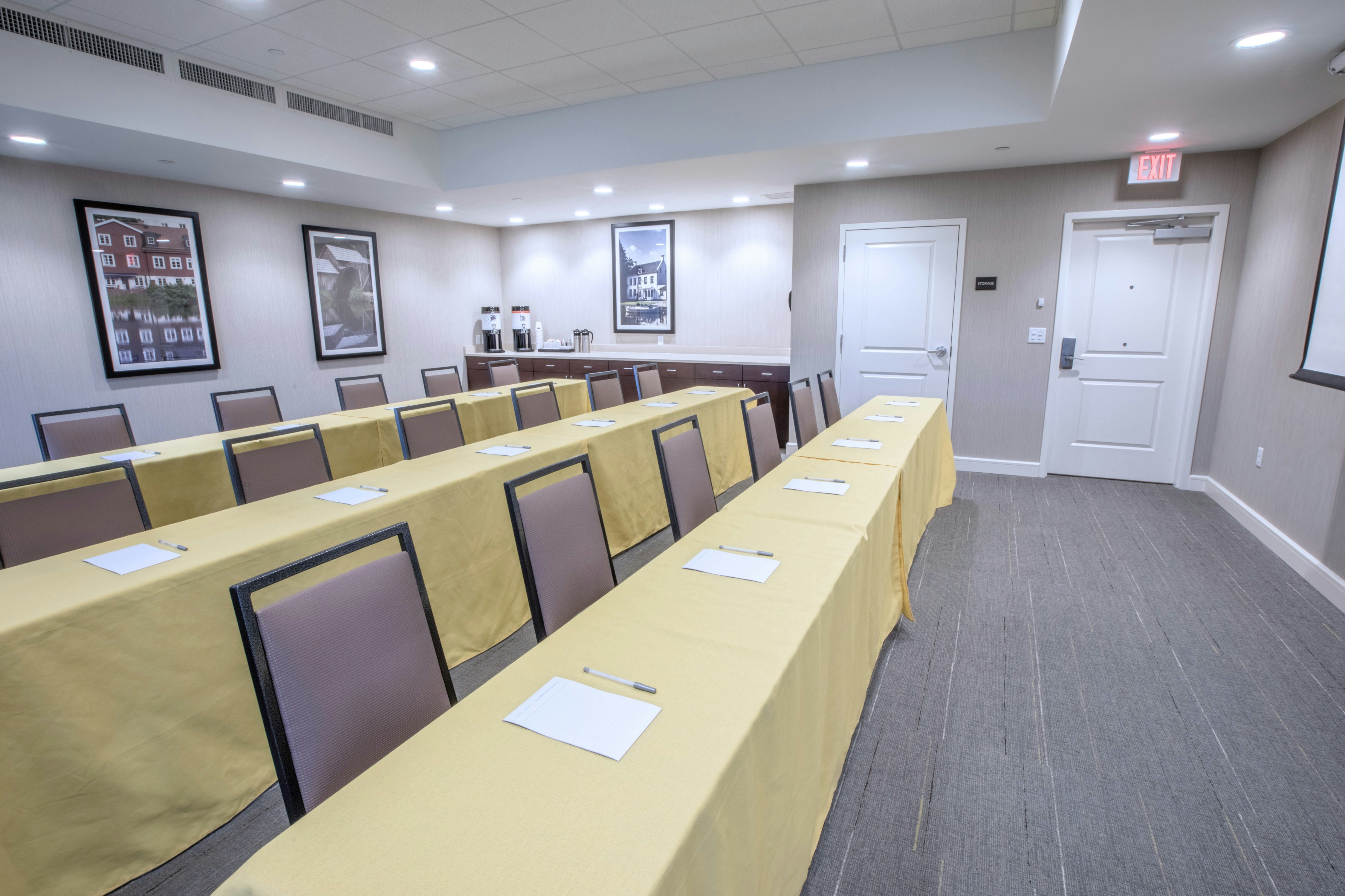 Hampton Inn by Hilton Amesbury 15/18