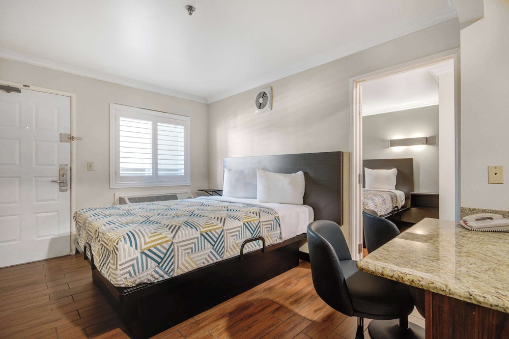 STANDARD, MULTIPLE BEDS