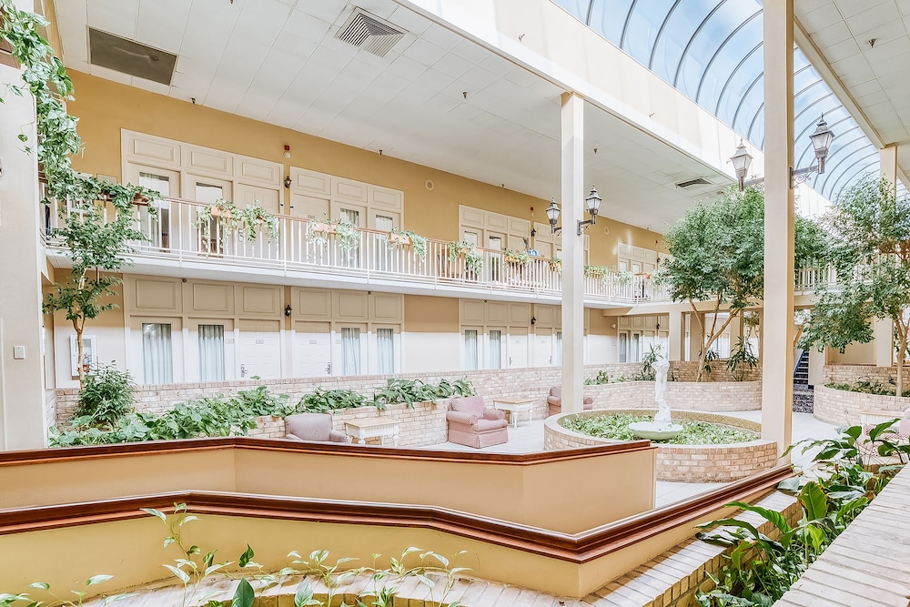 OYO Hotel Monroe LA I-20 image