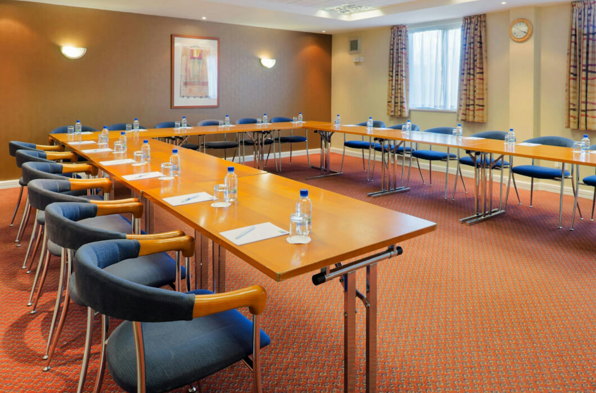 Knowsley Inn and Lounge 32/34