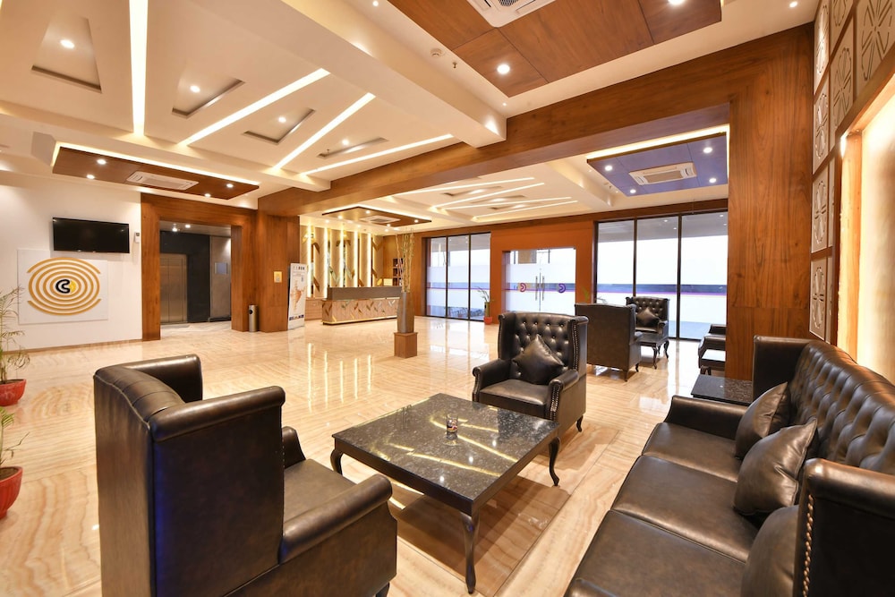 Palette - Hotel Royal Palace Morbi 32/50