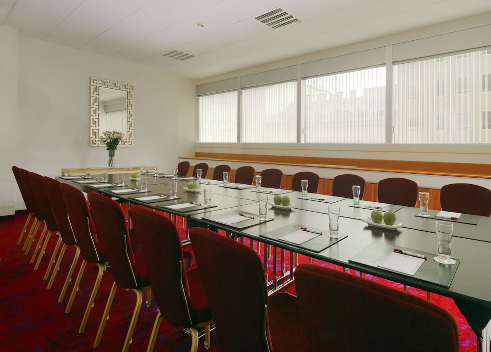 Warsaw Presidential Hotel 47/56