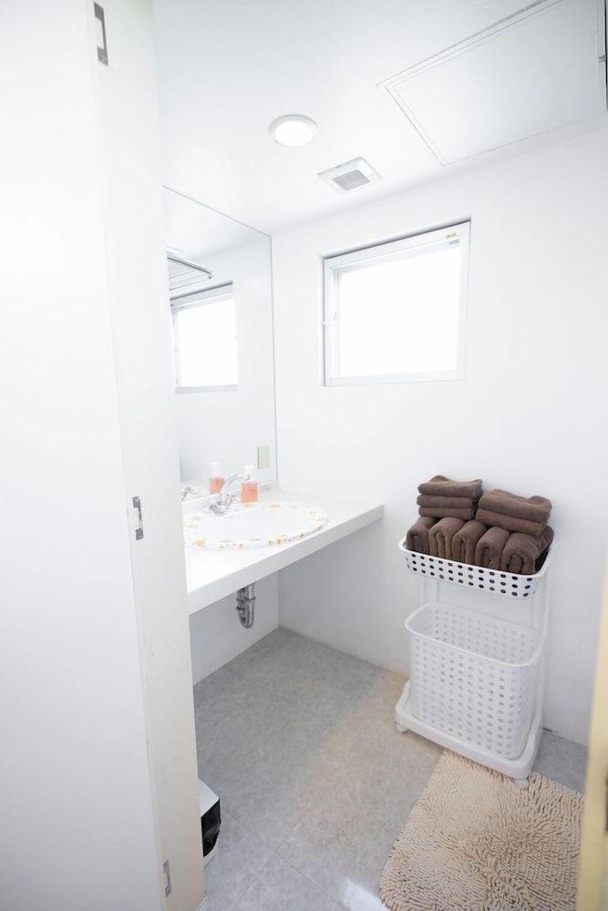 Nirai Beach Villa 20/20